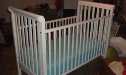 Vary nice white Moosehead Crib and Mattress. Three position mattress, vary solid, paid over $800 for both. Now $375 OBO. Call 404-729-5398, leave mes. i will get back to you.