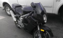 2007 hyosung gt6, black, new battery, handle bars and seats.