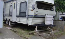 Located in Eugene OR
1993 Cobra Sandpiper. Tandum axel, arctic package. Sleeps 6. Fully self-contained. Full bath with tub & shower. 4 outside storage compartments. Outside shower too! Seperate holding tanks for sewer, gray water & fresh water. NO TEXTS.