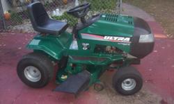 42" cut, hydrostatic automatic transmission, overhead valve.
Runs great, very good condition.