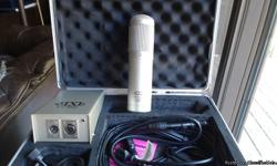 "MXL"&nbsp;960 TUBE! MIKE MOGAMI EDITION IS A BRAND NEW! MIKE.
GREAT, WARM, AND TRANSPARENT SOUND! IT HELP ESPECIALLY IN STUDIO RECORDING. I BEEN USING IN A LIVE PERFORMANCE AND REALLY MAKE YOUR VOICE BIG AND HELP WHEN YOU PERFORM OUTSIDE IN SUMMERTIME.