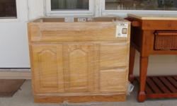 Southhampton brand, Classic Cathedral Raised Panel (Oak facing), still in it's plastic wrap. Cash only.