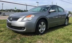 2008 NISSAN ALTIMA! This is a great car, everything works perfect on it, have a good tires, power windows, very cold AC, perfect transmission and engine, 4 cylinder good gas saver! 149167 miles, clean title, VIN 1N4AL21E98C172917, No Accident before, 1