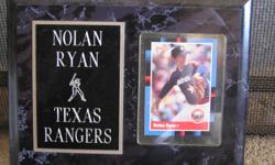 NOLAN RYAN PLAQUE BASE BALL CARD
Texas Rangers Astros
Nice plaque for a Nolan Ryan fan or for a Baseball fan. Plaque is in great shape and is ready to hang. Not sure but it looks kind of like you can remove the card from the protective sleeve but I am not