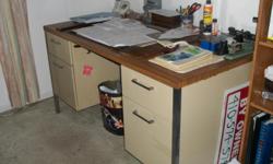 Metal and wood office desk in great condition