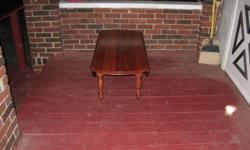 beautiful stained drop leaf &nbsp;oval coffee table &nbsp;&nbsp;