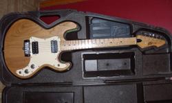 Peavey guitar model T-15 with new Seymour-Duncan pick ups, double-pole (Oak finish) / hard shell case