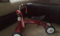 RADIO FLYER TRI-CYCLE LIKE NEW WITH BELL FORSALE $20. IF INTERESTED EMAIL