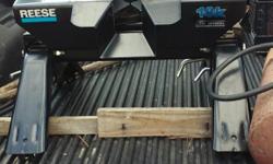 Brand new 5th wheel hitch
Never used
Reese 16k
CASH ONLY