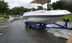 1985 Chris Craft Stinger 32? with 2 ea. 1999 Mercury 225 hp EFI engines.&nbsp; 58 mph engines have 410 hours.&nbsp; Engines serviced 09/2013.&nbsp; This package is in excellent shape.&nbsp; Includes 1996 Load Master triple axel aluminum trailer.&nbsp; S/S