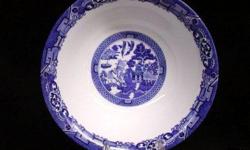 My # 561 355 2760
Perfect condition
"Blue Willow" collection
Includes: 5 Large plates and 5 Small bowls ,3 small plates,2 pasta bowls.
Plus more!...........All for $50