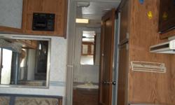 1996 Terry 25 1/2 foot 5th. Wheel. This is a really nice unit. Has New Tires, Real Clean Inside in Mint Condition,&nbsp;Has 2&nbsp;Bunk Beds, a Couch and a bedroom, Bathroom has a tub and a shower,&nbsp;Fridge, Stove, Microwave. Do NOT Contact Me by