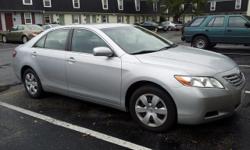 &nbsp;
Second Owner 2007 Camry LE with 67,xxx miles. Cloth interior, power seat, CD, power features, cruise control. Car shows well inside and out. Brakes and tires are good. Well equipped LE! title on hand. Selling for a travel reason. Please only