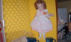 1984 Porcelian in Box 16in
Shirley Temple By Ideal very rare
Orig price was 400.00
selling for 150.00
