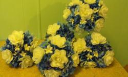 Packages as low as $75.00 for Brides Bouquet / Matron Of honors Bouquet / Men's boutoonnieres
2 Mother corsages.
Over 200 styles and packages avalaible.
Free estmates!
www.silkwedingflowersforless.com
Can ship anywhere!!