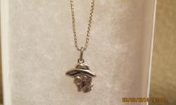 18 inch sterling silver from italy rare box chain and buffalo bill silver charm selling 9am - 6pm&nbsp;&nbsp;no shipping cash only.