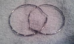 Silver hoop earrings for sale
Nice condition, Must sell quick!!!
Price $20.00 or best offer
Please call Stephanie at 954-461-9307