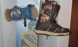 BURTON SNOWBOARD LOOKS LIKE NEW!!
&nbsp;
"THIS IS A GREAT BOARD FOR BEGGINERS&nbsp;OR EXPERTS"
&nbsp;
BURTON LUX54 SNOWBOARD, THE PRICE INCLUDES THE BURTON STILLETTO L BINDINGS, AND THE BOOTS- THEY ARE DC MENS CAMO&nbsp;BOOTS&nbsp;SIZE 9.5, BUT WOMEN CAN