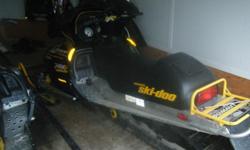 2 snowmobiles - 1 - 2000 skidoo bombardier 600tx , new simmons skis 530 original miles !
1- 2000 skidoo bombardier 800tx , new simmons skis , modified performance exhaust , 154in extended track , custom bars , dual throttle controls , this one comes with