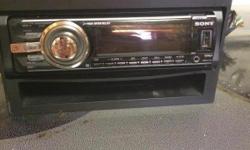 Sony auto CD player Xplod 52 wx4 Cdx-gt64oui VERY NICE---- $35 Text at: 440.308.2685