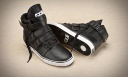 STRAIGHT JACKET VCL MENS SZ 9.5 New condition !!