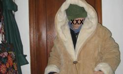 Shearling Suede Jkt with Faux fur lining and hood. Exc. clean condition. Sz. Med. to Large.
Soft and warm, orig. price $400 - NOW only $40. Still great buy in great 'like new' condition.
Email: sellmyitems7@verizon.net - - Pls only serious buyers. Thanks.