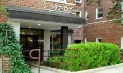 &nbsp; &nbsp; &nbsp; &nbsp;Sale one large studio in best location by Owner No Broker Fee
Large studio use one bed room Coop in Forest Hills for sale
Best location, Best price.Similar one bed room, New higher qualified double glass windows. Eat in kitchen
