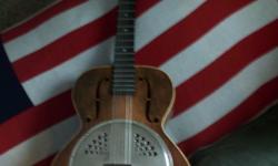 This is a 1929 or 1930's&nbsp;Kay Kraft Resonator Parlor Guitar...made like a Dobro.
It has no deep scatches or cracks and don't know how much is original...in good shape for age!
For more info text... CASH ONLY...location North Central Missouri.
&nbsp;