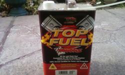 This is a one gallon can of Top Fuel for model engines. This stuff sells online for anywhere from $125 to $165 for a gallon, and around $35 for a quart. This is one gallon. Traxxas RC Car and Truck Fuel, Formulated for TRX 2.5 Racing Engines. Advanced
