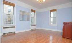 Very Large Apartment for Sale by Owner (Co-op)
Why waste your money renting when you can own something of your own.? For a lot less than rent you can own your own apartment.
On Ocean Parkway, a few blocks from Cortelyou Road, minutes from Manhattan.