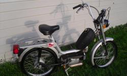 Very collectable & rare moped with the Minarelli V-1 motor & Del'orto carb. Manufactured in March 1980. In excellent original condition. Starts easy, and runs very well. Lights, brakes, horn all work great, ready for the road (speedometer needs hooked