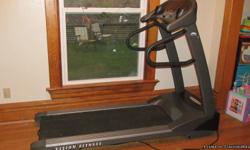 Treadmill with multiple functions including sprint, endurance, fat burning, and strength courses.&nbsp; Adjustable speed and height, heart rate monitor, calorie counter, pacer, speed, speed recall, average speed per distance, are some of the