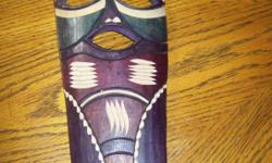 &nbsp;
Wall decor - Painted mask -wooden
Shades of brown, cream and forest green
16" long x 5" wide at top
Brand new