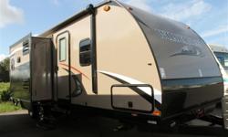 Here is great floor plan for you and your family. This camper has two double bunks that was built to handle extreme weather conditions. This is a fairly light weight Trailer with a lot of extras that you want find on other campers that is at a great
