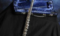 FLUTE IS IN EXCELLENT CONDITION..WELL TAKEN CARE OF, AND IT PLAYS LIKE A CHAMP..COMES WITH CASE ASKING PRICE $80............ 503 574 4218