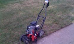 148cc/4.75 ft-lbs* Gross Torque Briggs & Stratton
9" Diameter Dual-Edge Blade
3-position adjustable bevel for easy edging
6 Depth Positions up to 2-1/4"
Runs like a champ
Contact Todd
(303)330-1316