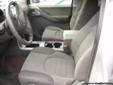 2006 Nissan Pathfinder LE 7 Passenger